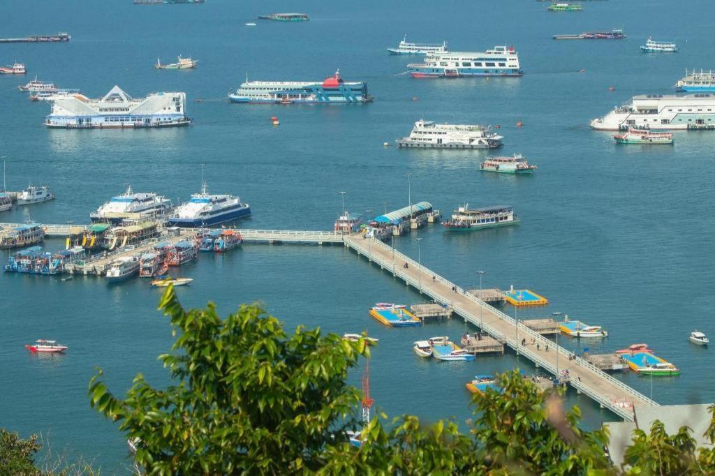 Oyo 811 Jasmine Villa Pattaya Eksteriør billede