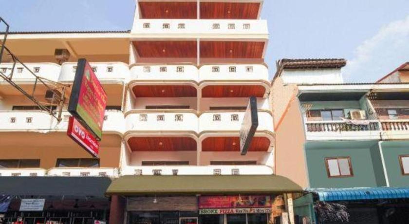 Oyo 811 Jasmine Villa Pattaya Eksteriør billede